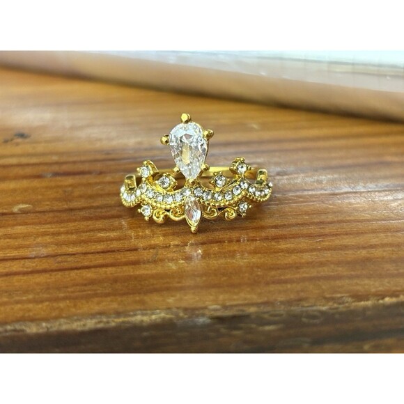 14 Karat Gold Plated Crown Tiara Cubic Zirconia Ring Women Size 7.5 - Picture 10 of 15